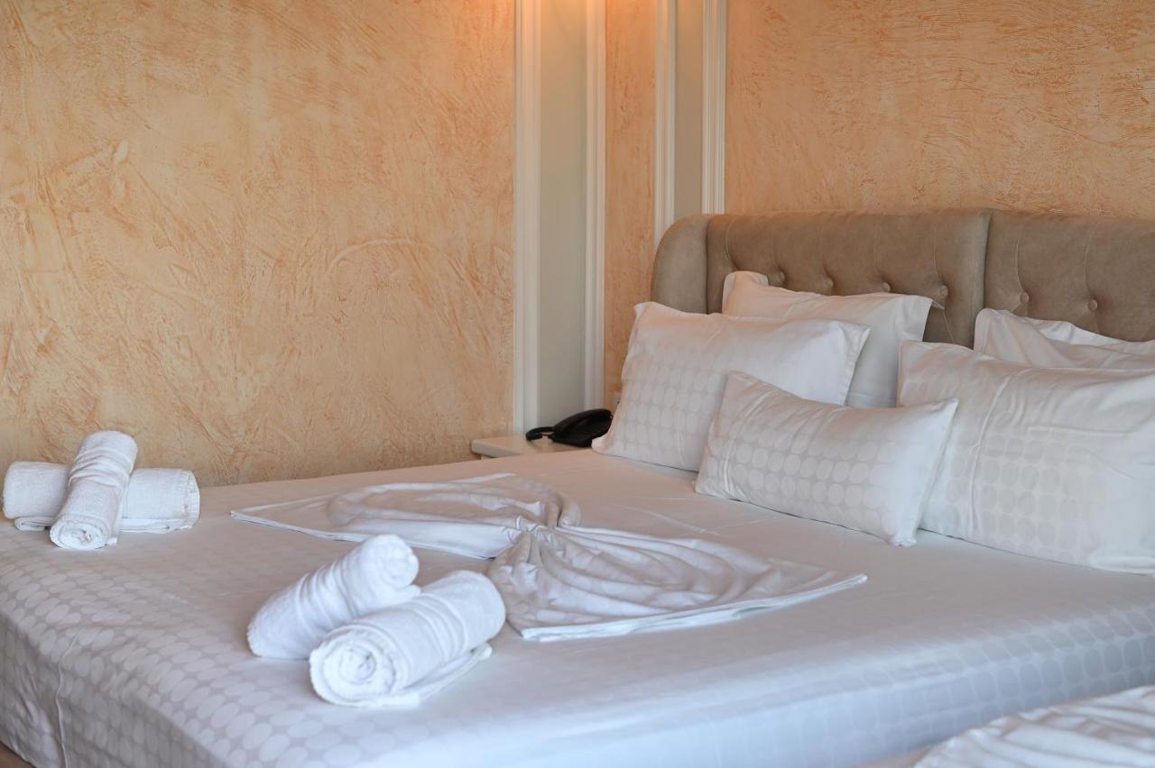 Hotel Onufri Голем Экстерьер фото