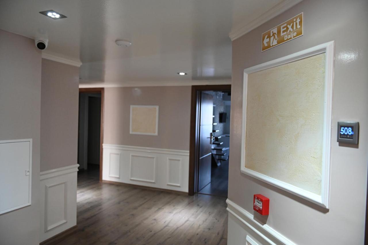 Hotel Onufri Голем Экстерьер фото