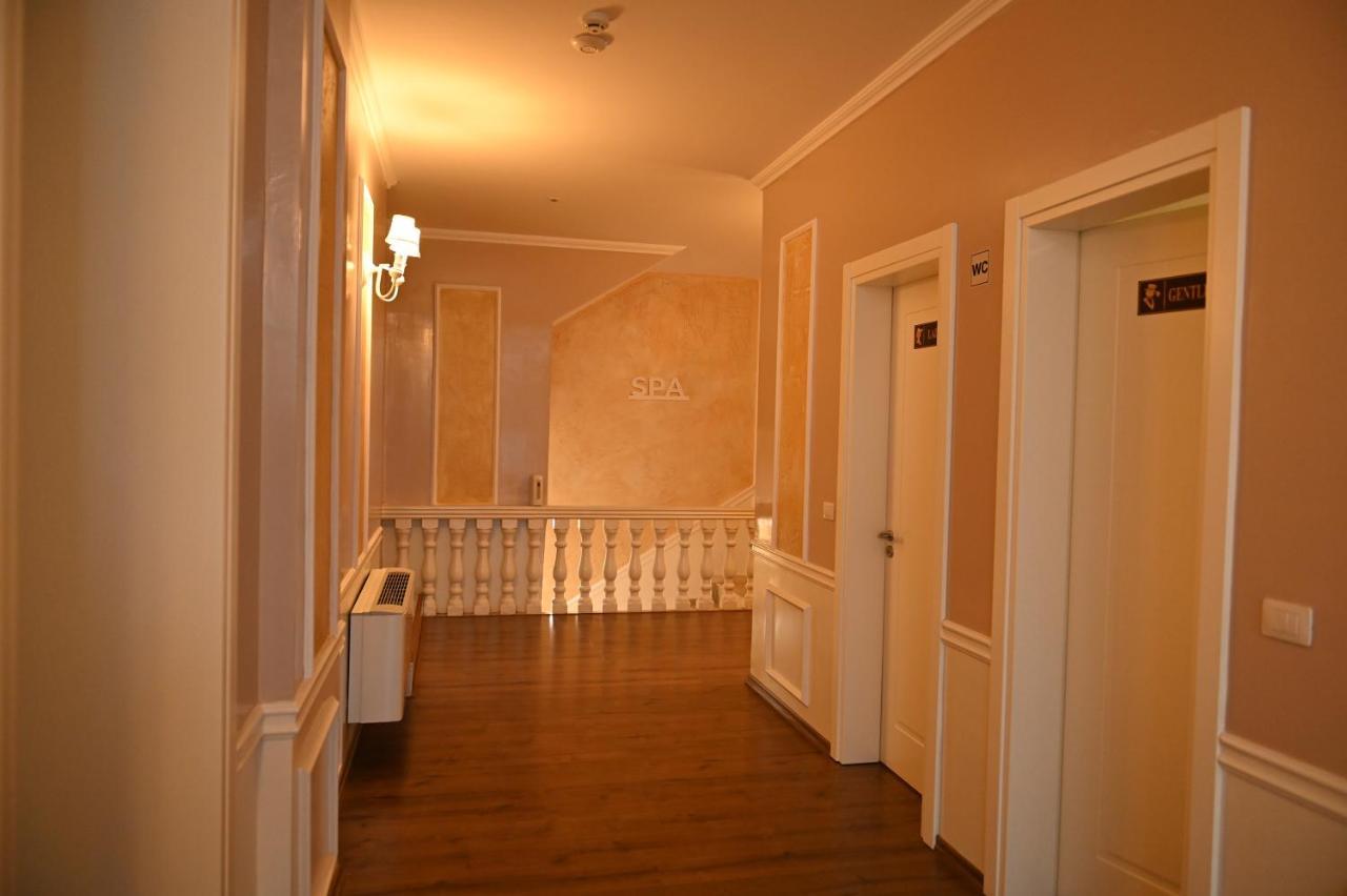 Hotel Onufri Голем Экстерьер фото